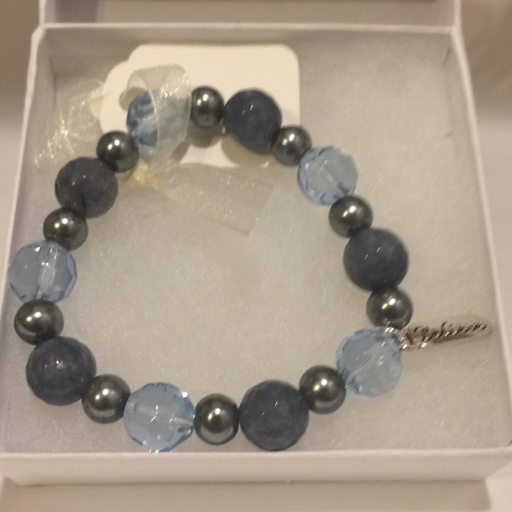 Faceted Blue Jade, Glass Bead Stretch Gem Bracelet